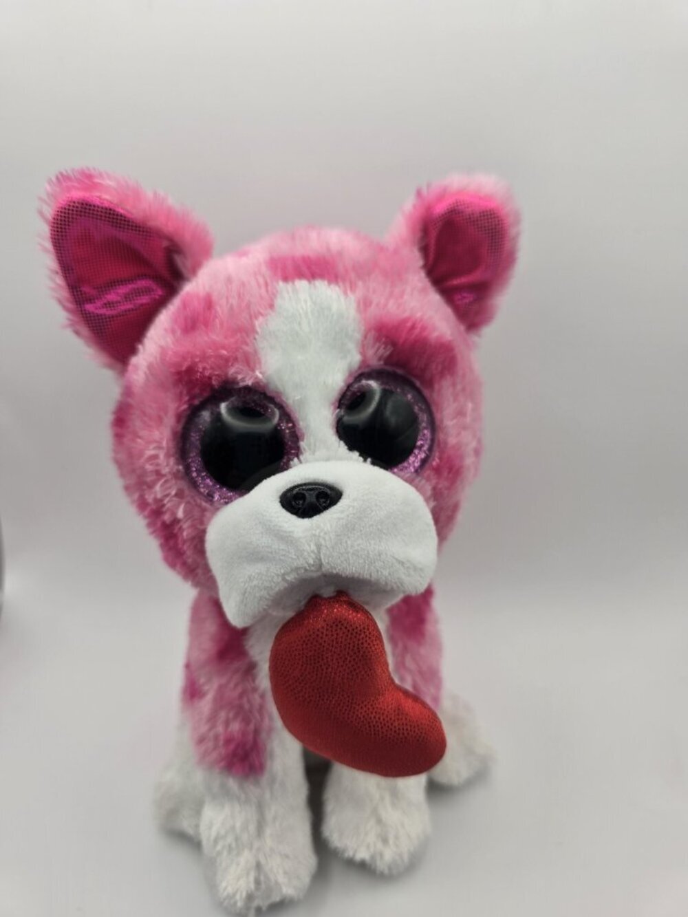 Ty Beanie Boo “Romeo” the Pink Dog Holding Heart (6 inch) Plush Toy
